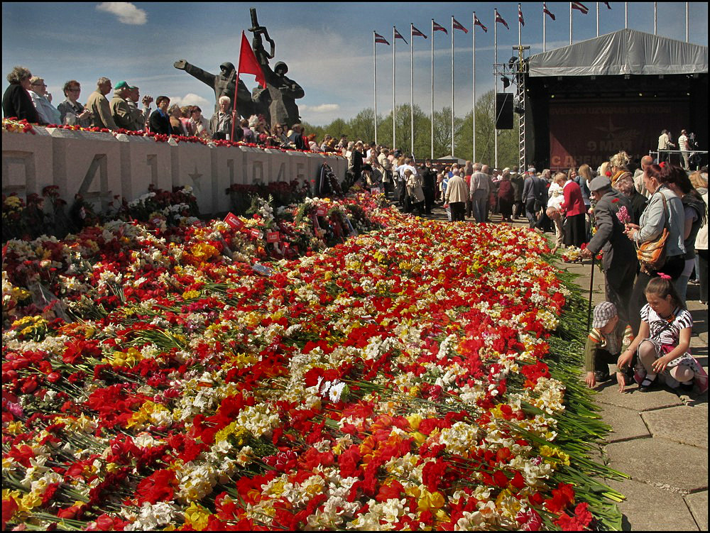 Владимир Тюрин. 9 мая 2011 года в Риге Владимир Тюрин. 9 мая 2011 года в Риге