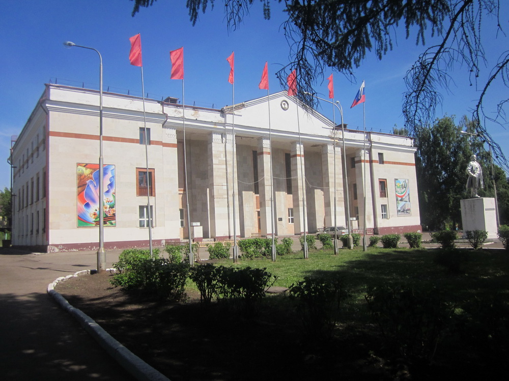 Валентина Солдатова. "Чистополь глазами поэтов" Клуб Часового завода, фото Валентины Солдатовой Валентина Солдатова. "Чистополь глазами поэтов" Клуб Часового завода, фото Валентины Солдатовой