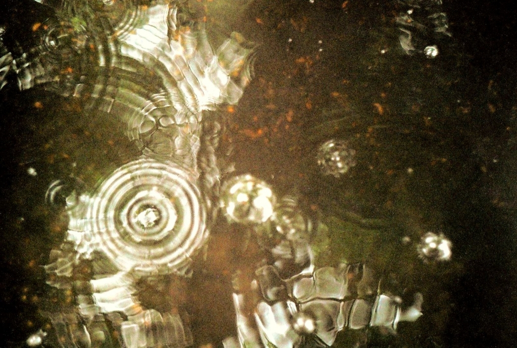 Ирина Вахитова. Зеркало дождя Ирина Вахитова. Зеркало дождя