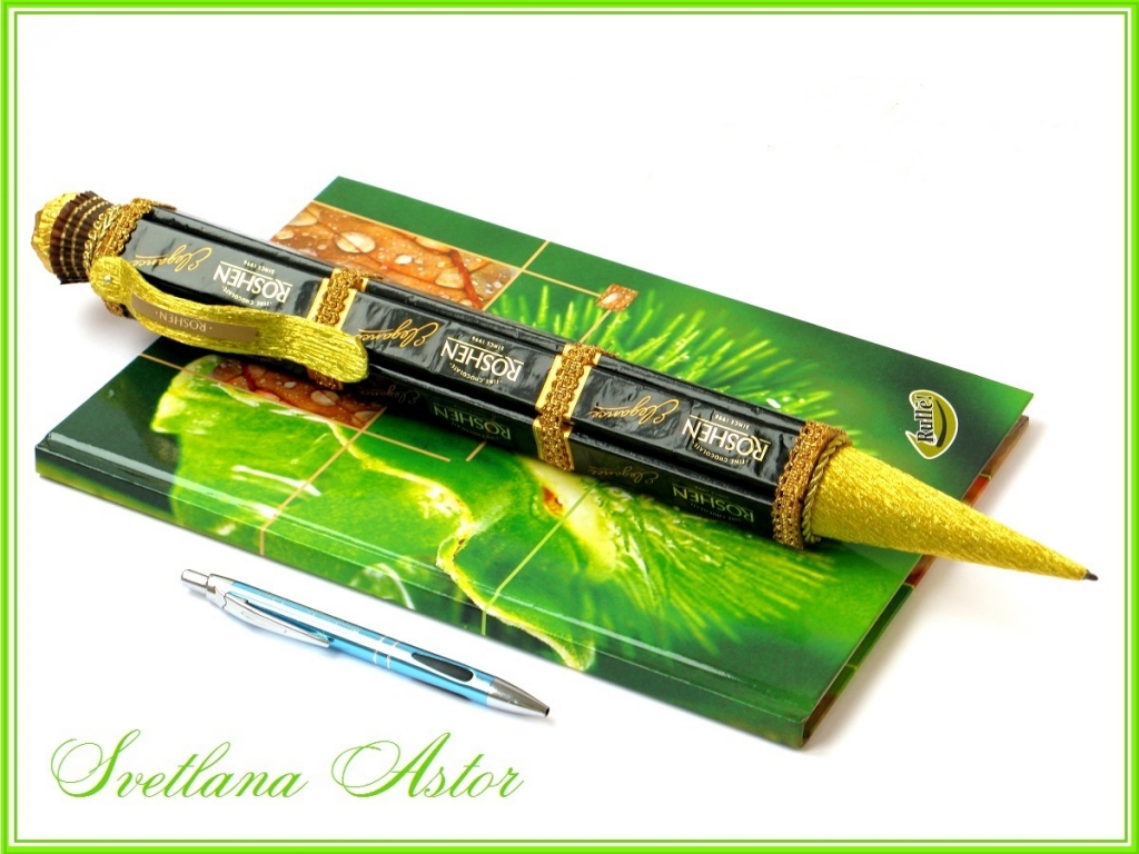 светлана астор. Ручка из конфет. светлана астор. Ручка из конфет.