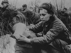 Сорок третий, темень блиндажа... поёт Владимир Полуничев Сорок третий, темень блиндажа... поёт Владимир Полуничев